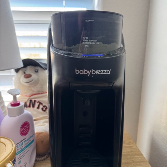 Used Baby Brezza Formula PRO - Picture 1 of 2
